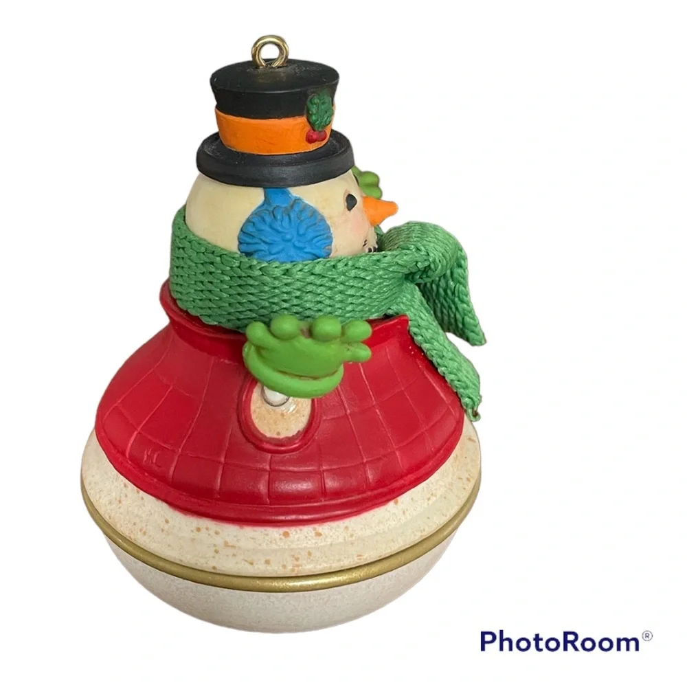 Hallmark snowman surprise
